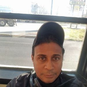 Meet your Posher, Gregory